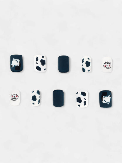 The Face Block Press-On Nails - Daisy White:Chocolate Brown