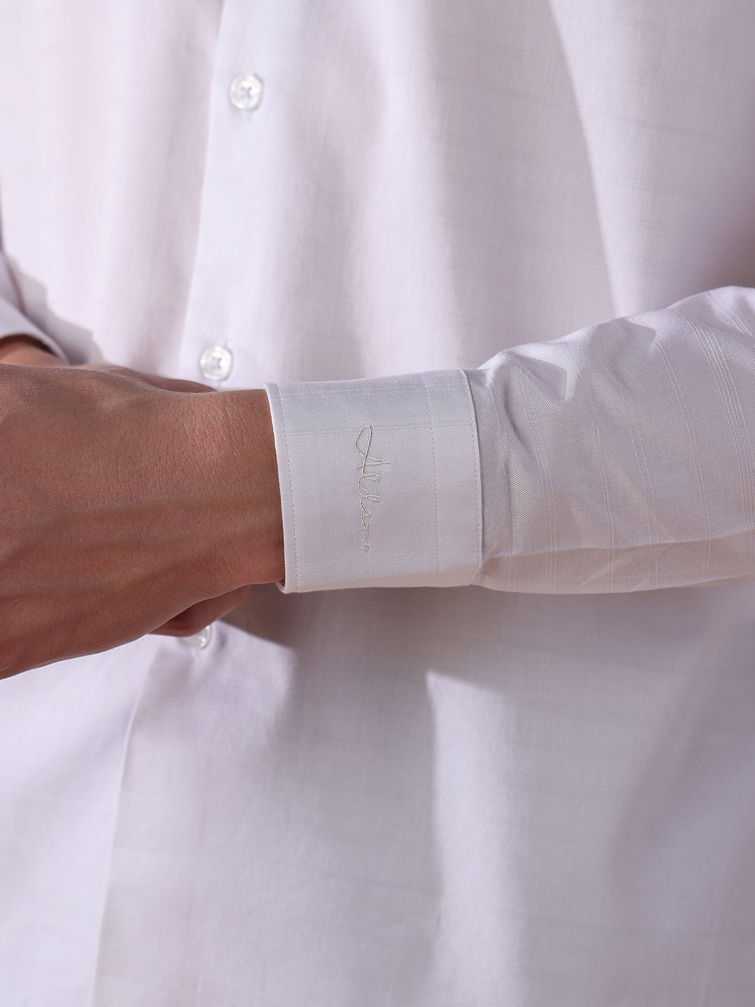 White Regular Fit Stripes Formal Shirt for Men (LOTH)