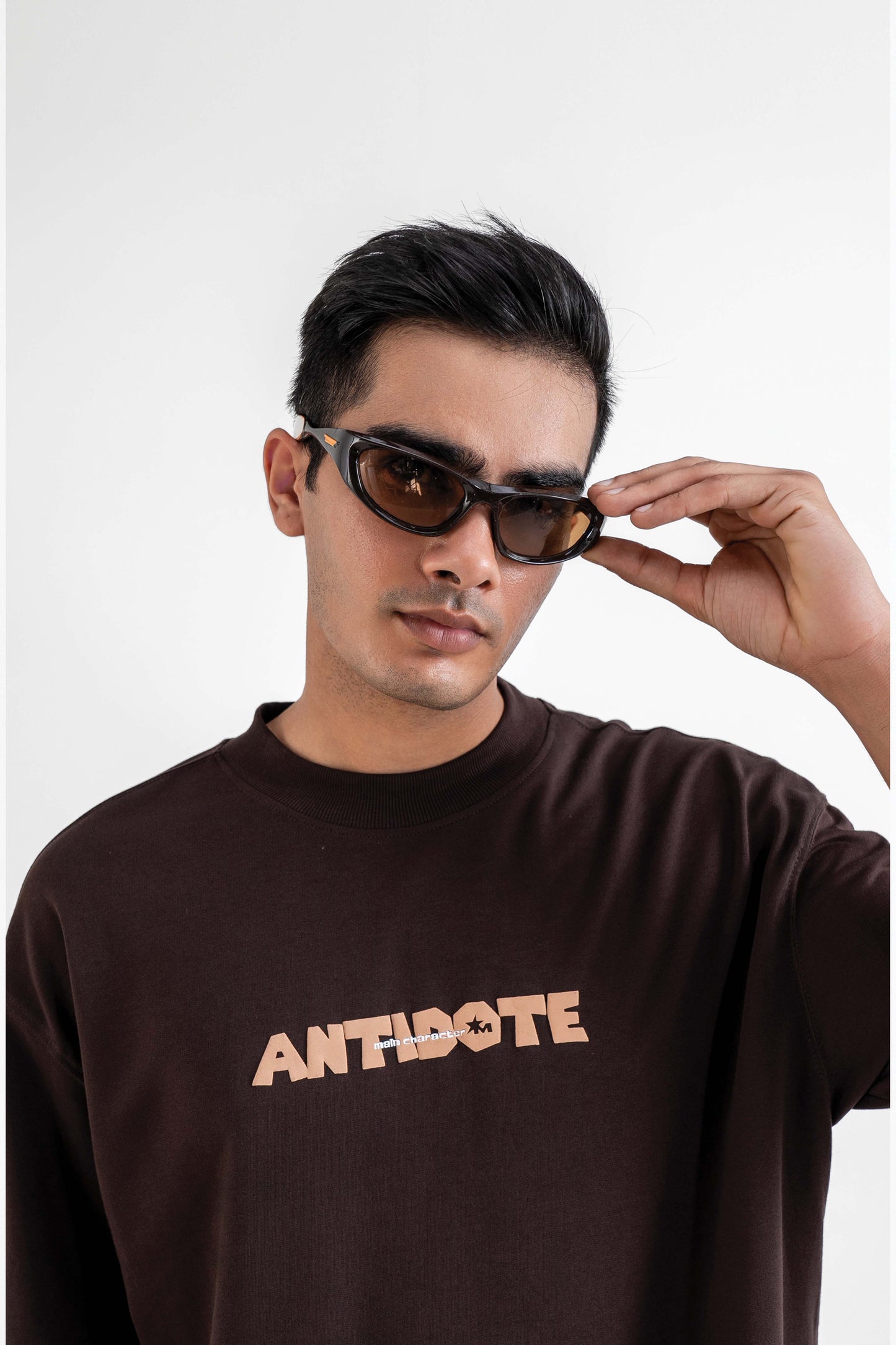 Antidote Heavyweight Oversized Printed Brown T-Shirt Main Character