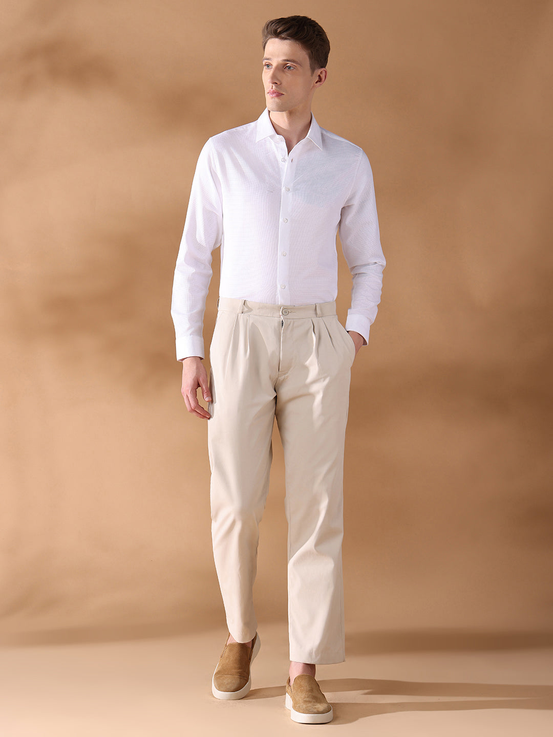 White Slim Fit Solid Formal Shirt for Men (FIANO)