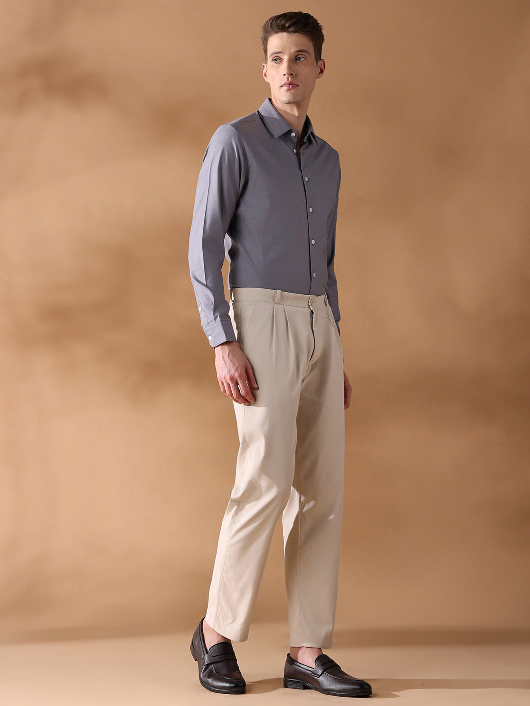 Grey Slim Fit Solid Formal Shirt for Men (FURIO)