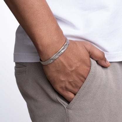 Comet Cuff - Satin Silver
