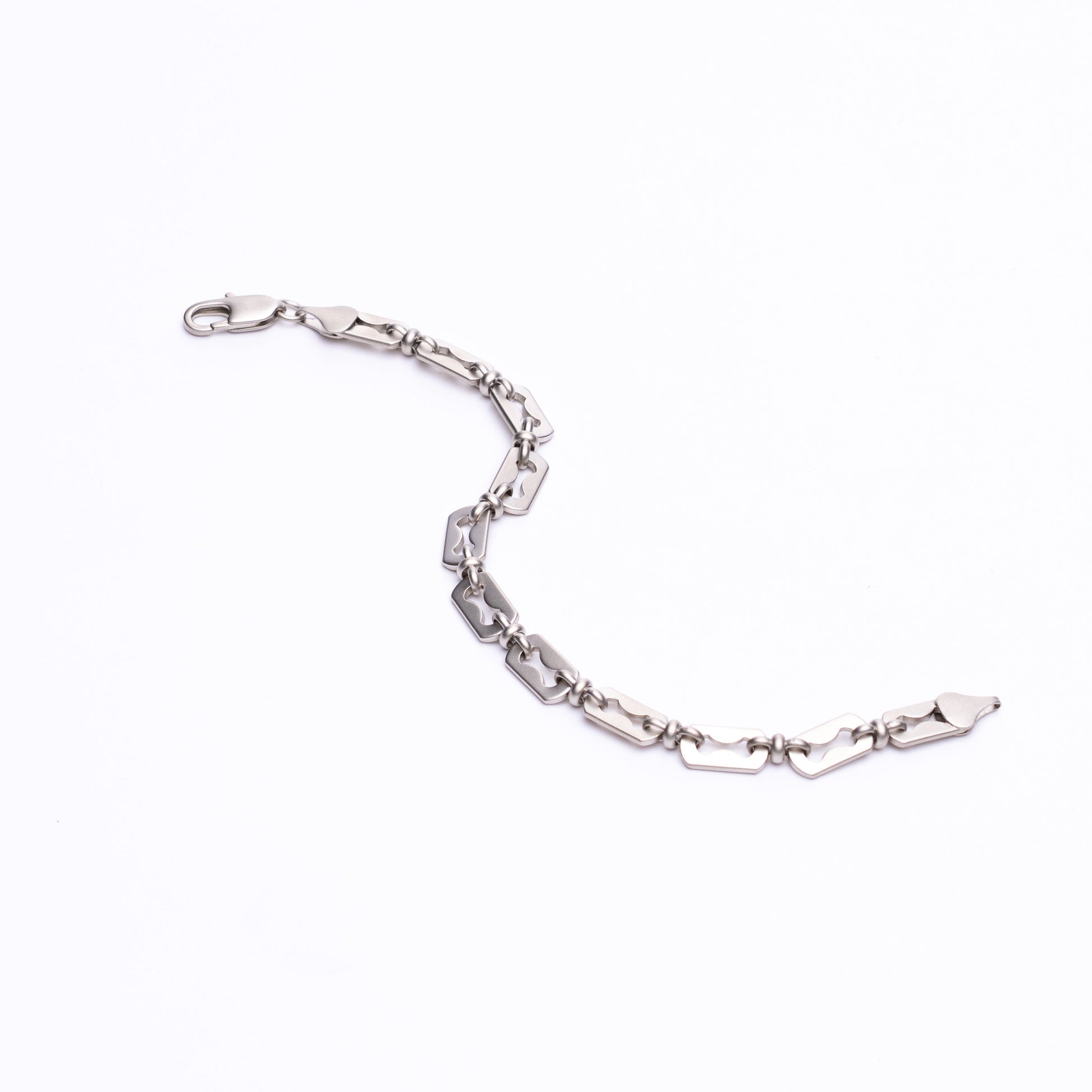 Razr Chain Bracelet - Satin Silver Zach