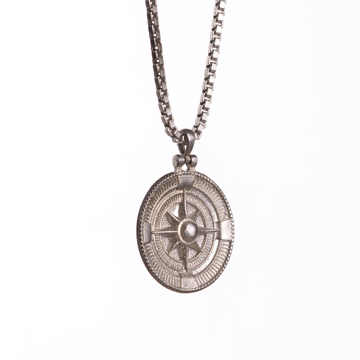 Nord Pendant - Satin Silver Zach