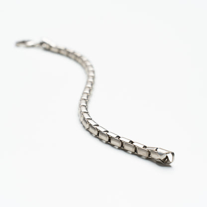 Orb - Chain Bracelet - Satin Silver Zach