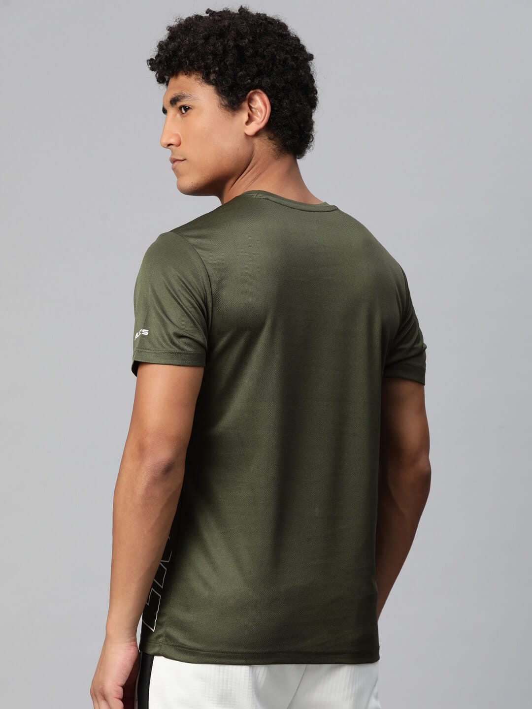 Alcis Men Typography Printed Anti Static Slim Fit T-shirt