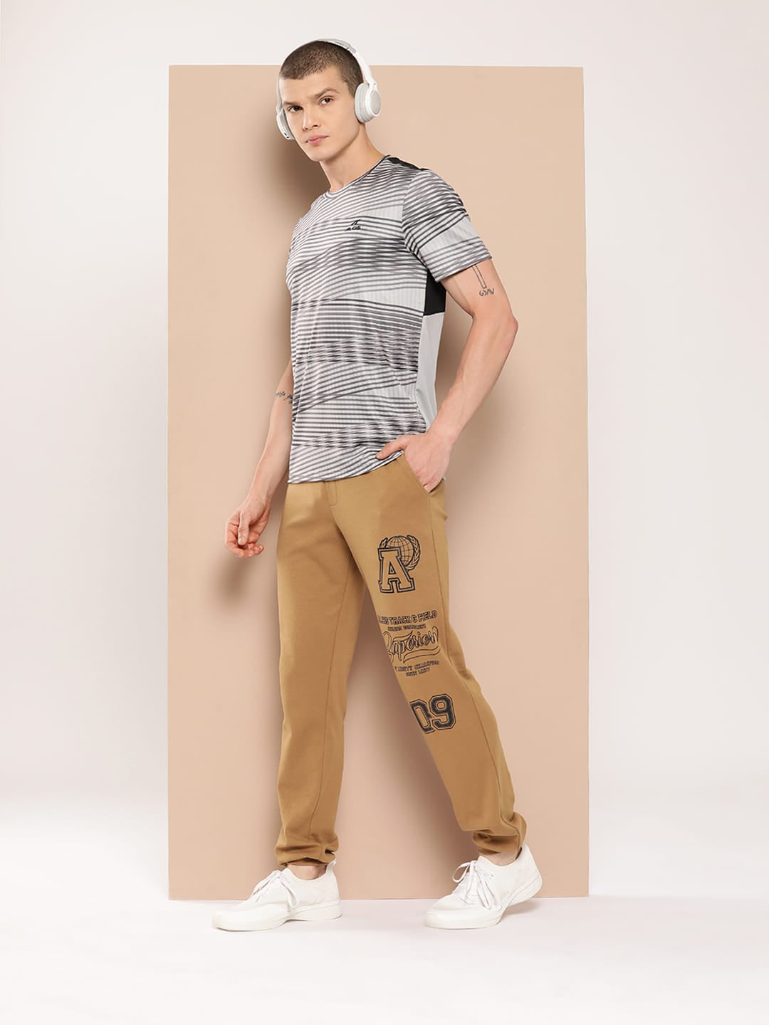Alcis Men Typography Athletic Track Joggers