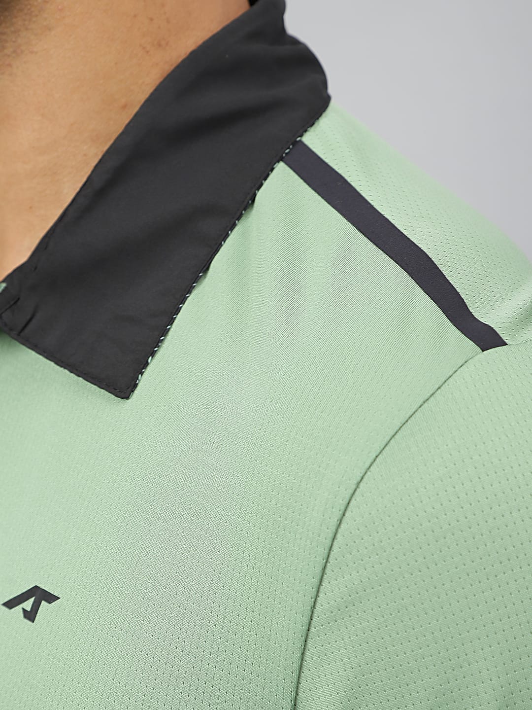 Alcis Men Frost Green Train-Tech Anti-Static Slim-Fit Training Polo T-Shirt