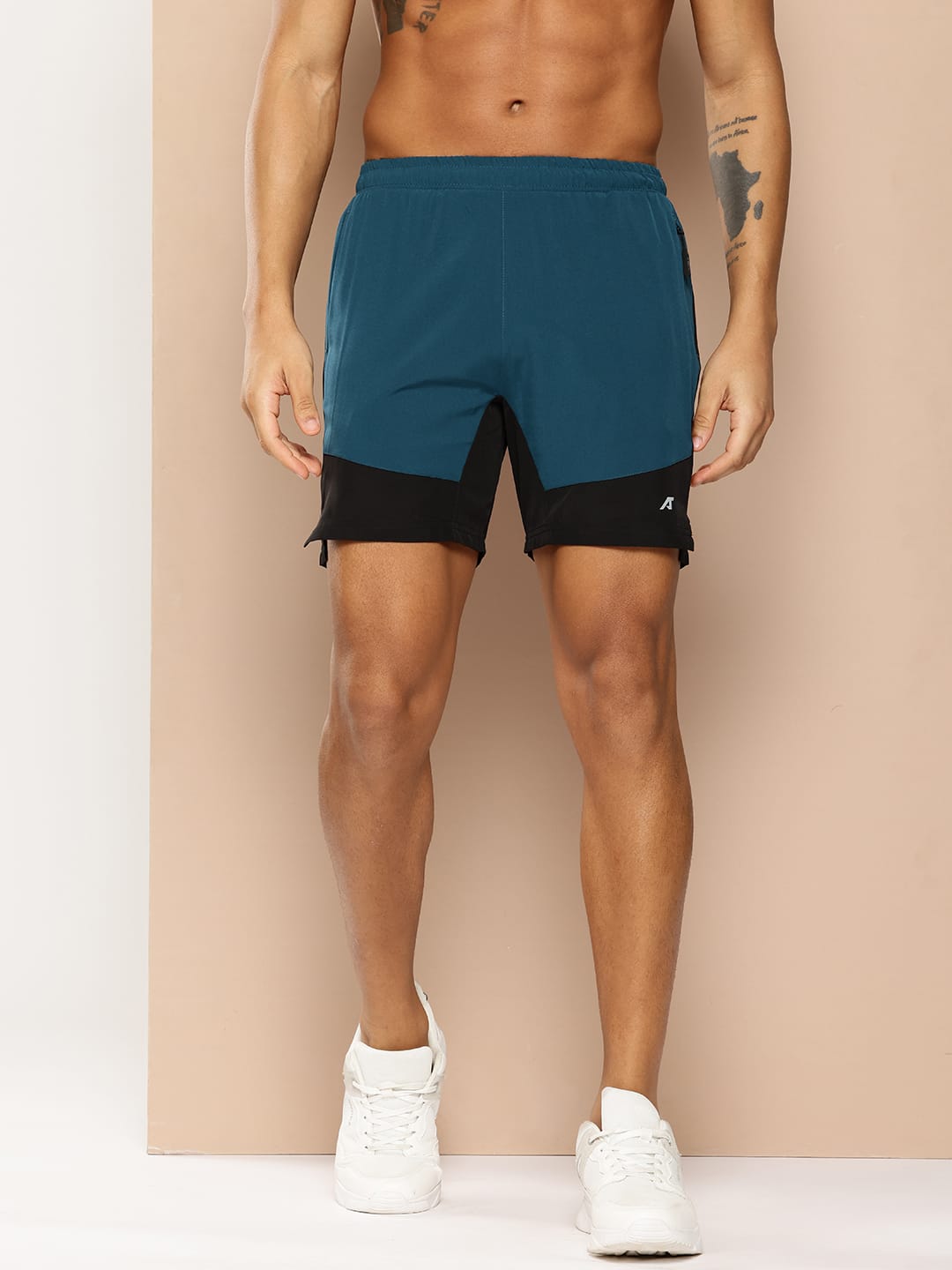 Light X Colourblocked Shorts