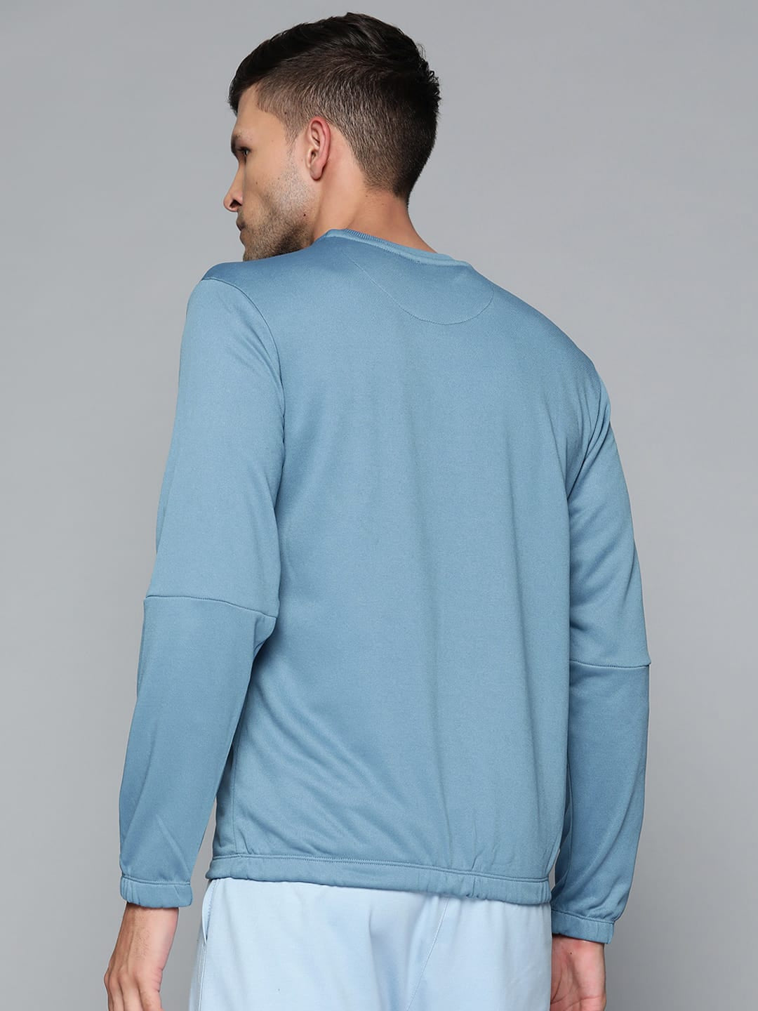 Alcis Men Blue Solid Sweatshirt