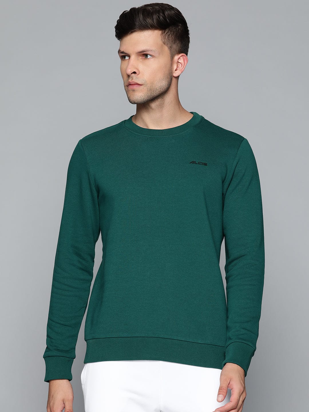 Alcis Men Green Solid Sweatshirt