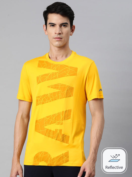 Alcis Men Typography Printed Slim Fit T-shirt