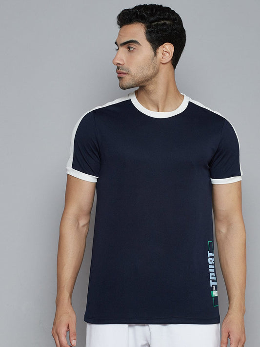 Alcis Men Navy Blue Solid Slim Fit T-shirt