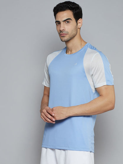 Alcis Men Blue Solid Slim Fit T-shirt