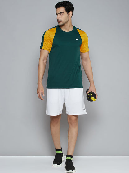 Alcis Men Green Solid Slim Fit T-shirt