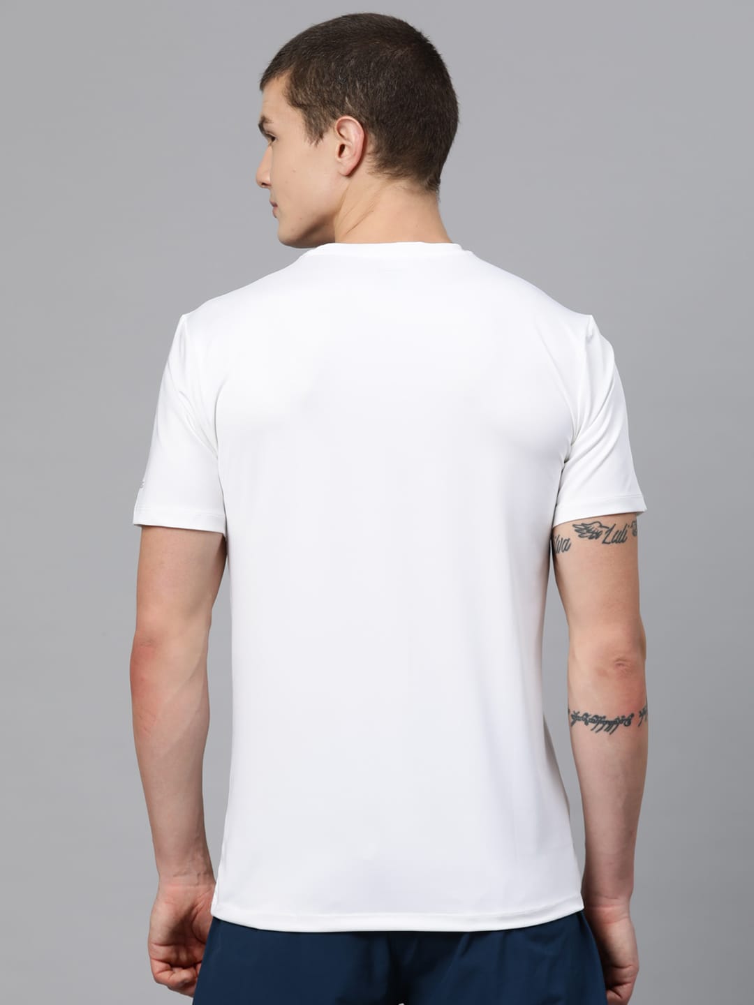 Alcis Men Typography Printed Anti Static Slim Fit T-shirt