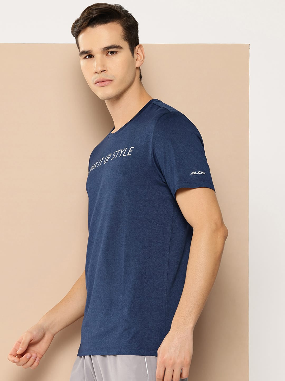 Alcis Men Navy Blue Typography Printed Anti Static Slim Fit Sports T-shirt