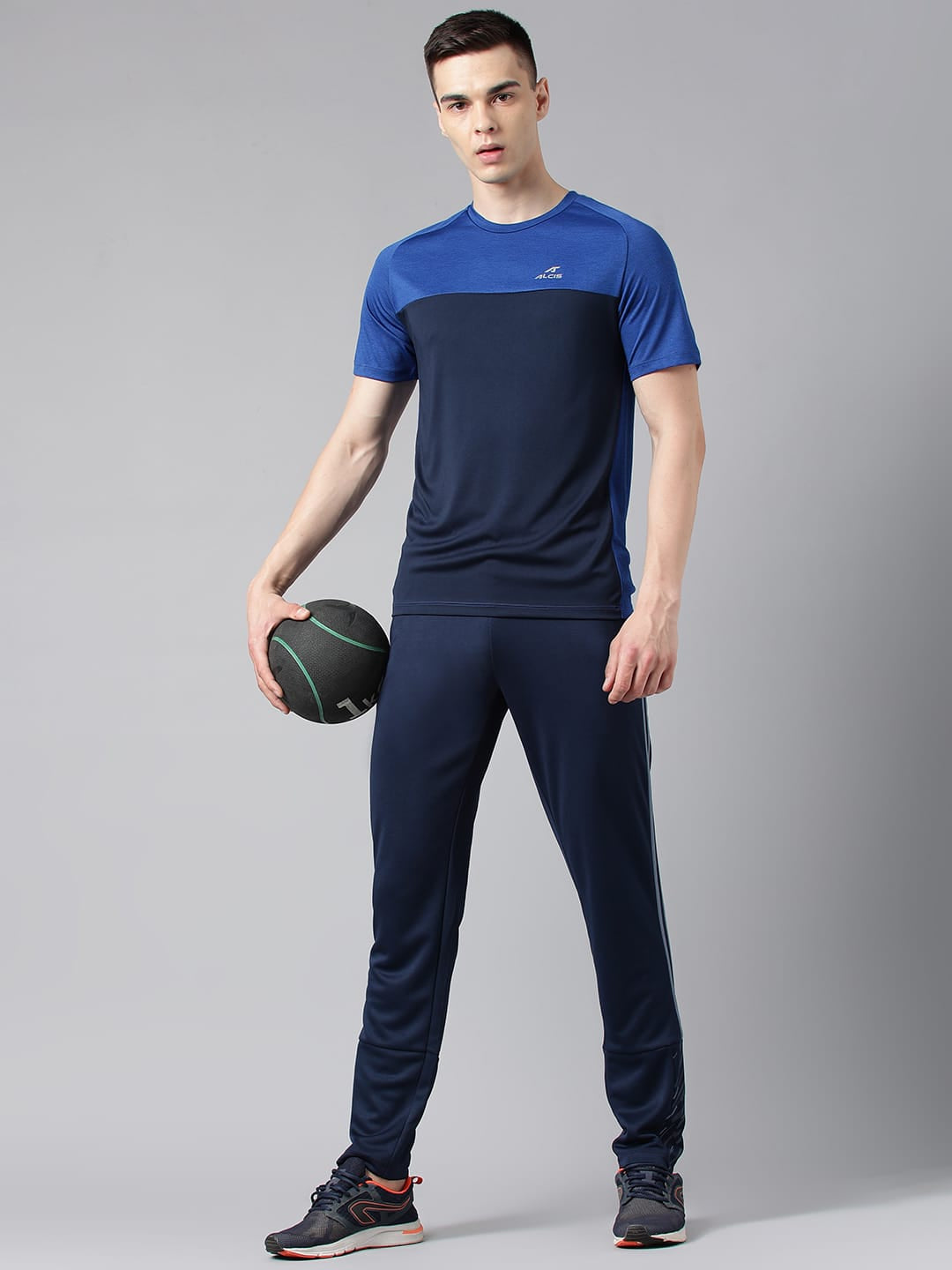 Alcis Men's Blue & Black Colour-Blocked Anti-Static Drytech+ Slim-Fit Training Tee