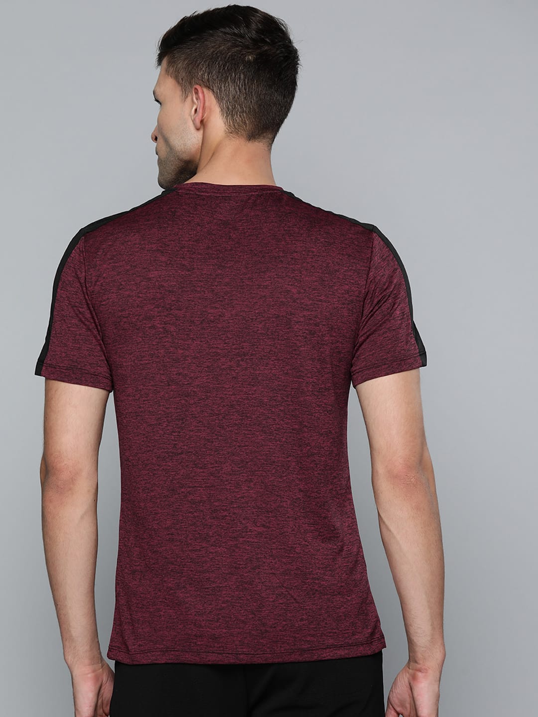 Alcis Men Maroon T-shirt