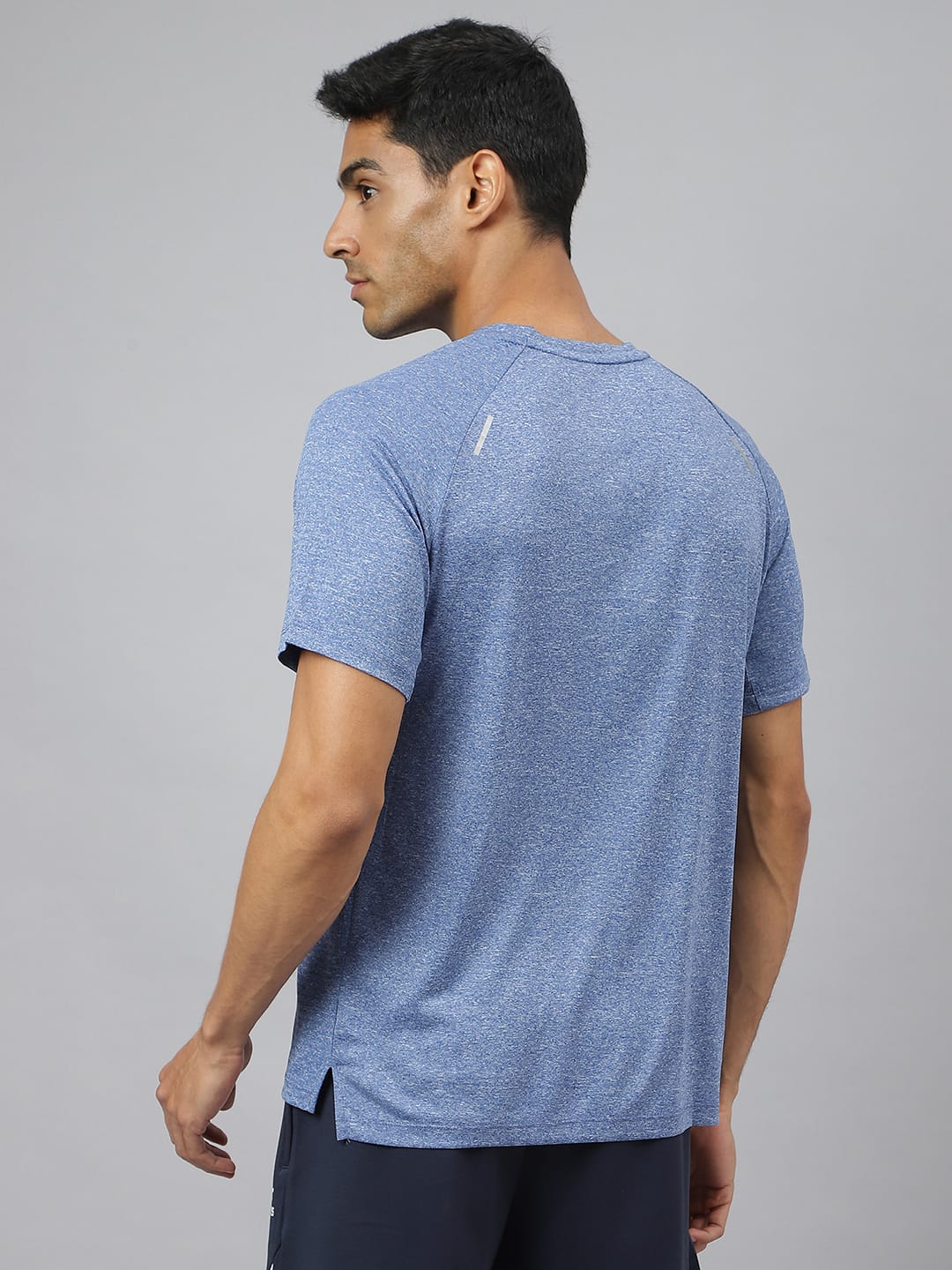 Alcis Men Blue Heather Anti-Static Slim-Fit Round Neck Distance Running T-Shirt