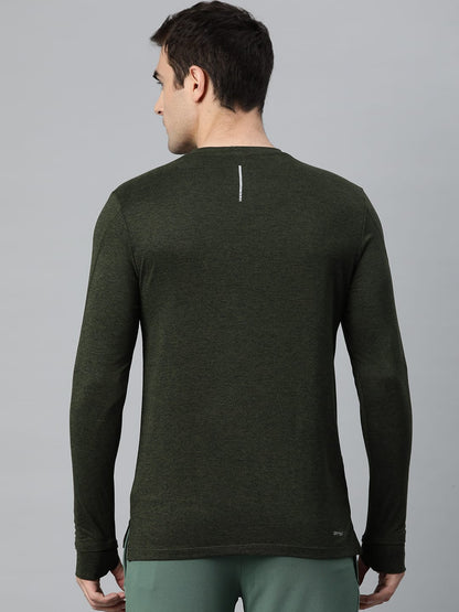 Alcis Men Solid Dry Tech Slim Fit T-shirt
