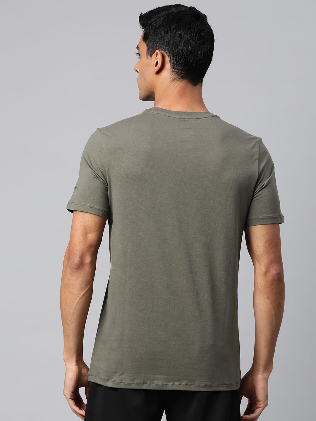 Alcis Men Solid Stretchex Slim Fit T-shirt