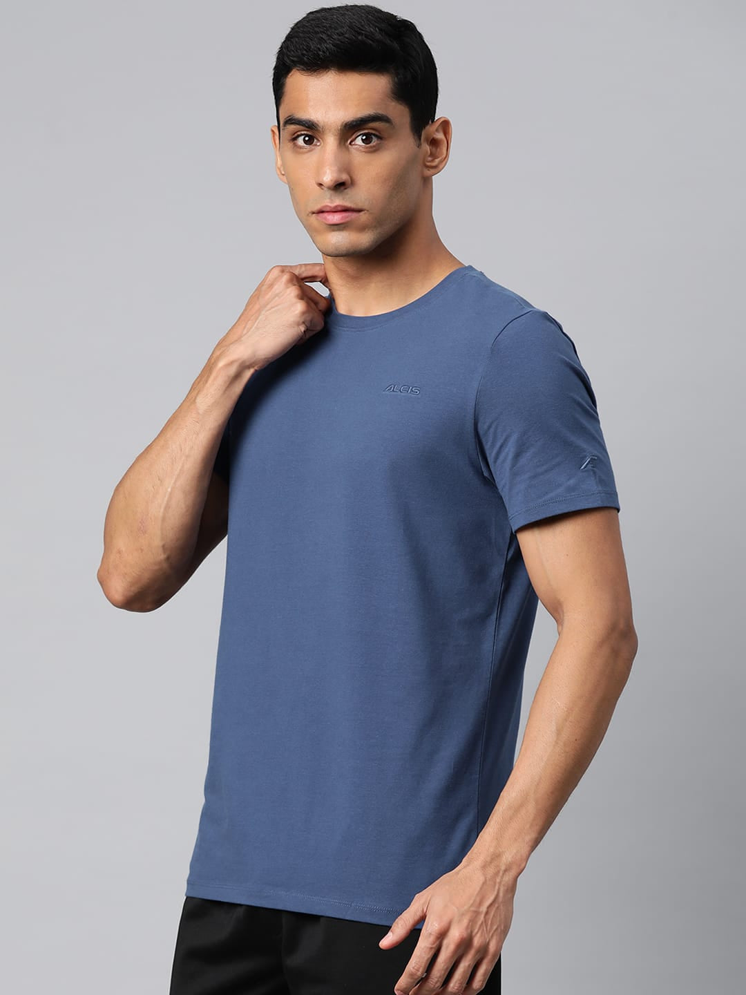 Alcis Men Solid Stretchex Slim Fit T-shirt