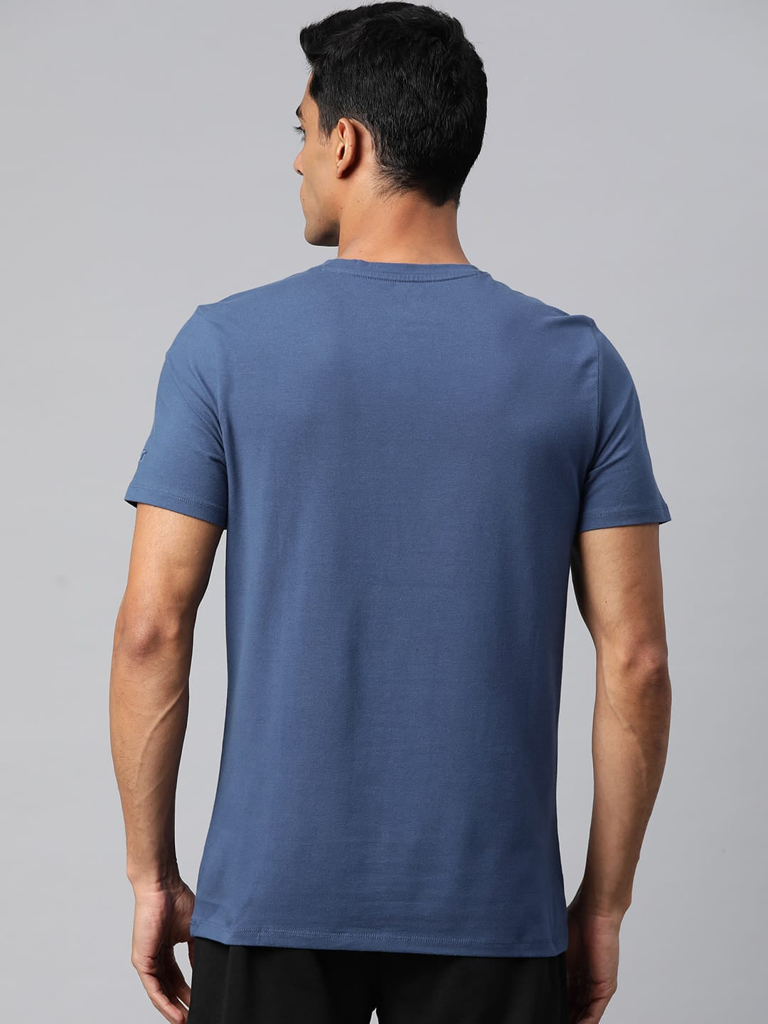 Alcis Men Solid Stretchex Slim Fit T-shirt