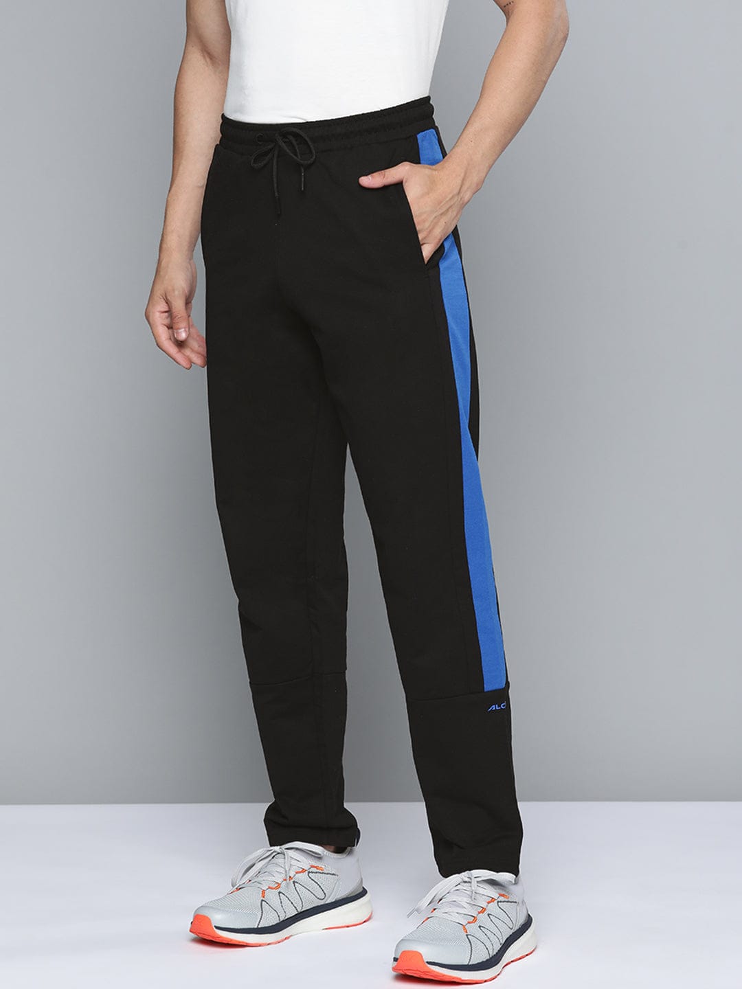 Alcis Men Black  Blue Colourblocked Track Pants
