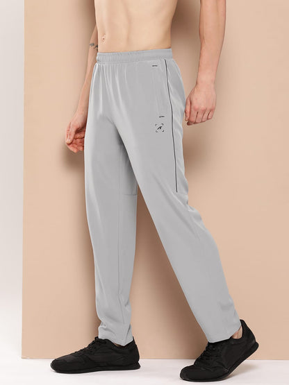 Imitable Relaxed Trackpants