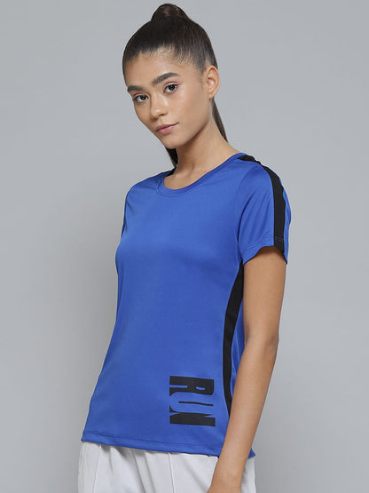 Alcis Women Blue Printed Slim Fit T-shirt