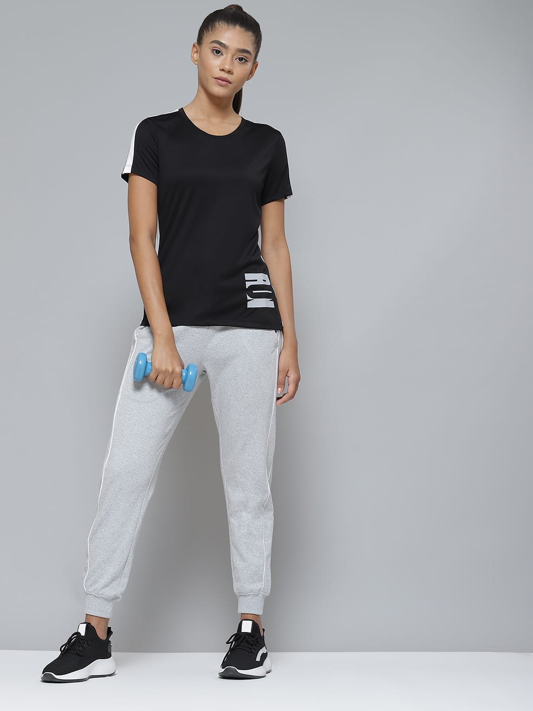 Alcis Women Black Printed Slim Fit T-shirt