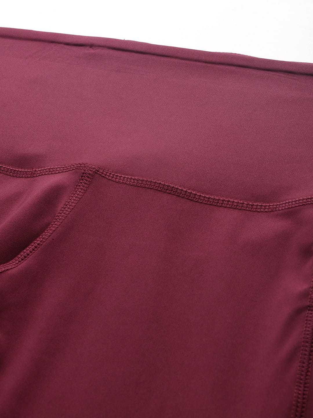 Alcis Women Red Plum Anti-Static Slim-Fit 3/4th Running Tights