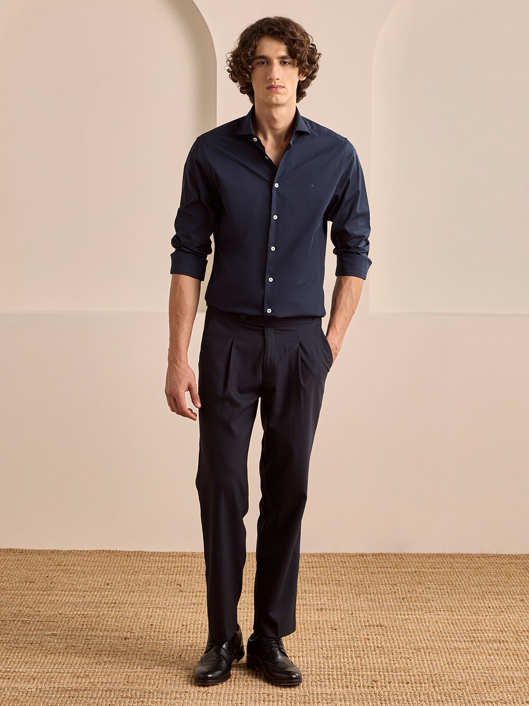 Navy Blue Slim Fit Solid Casual Poplin Shirt for Men (LADED)