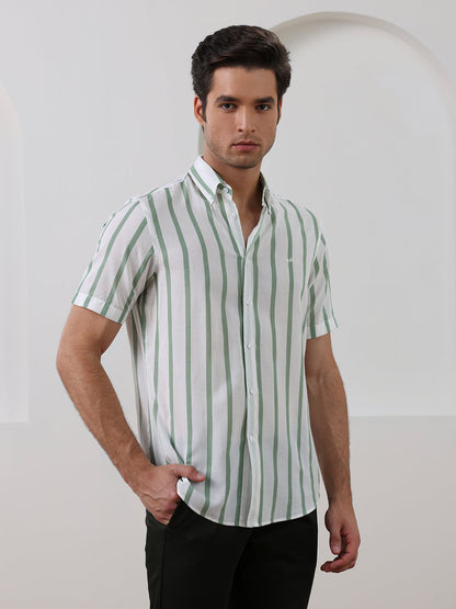 Green Regular Fit Striped Casual Cotton Blend Shirt for Men (CODEX)