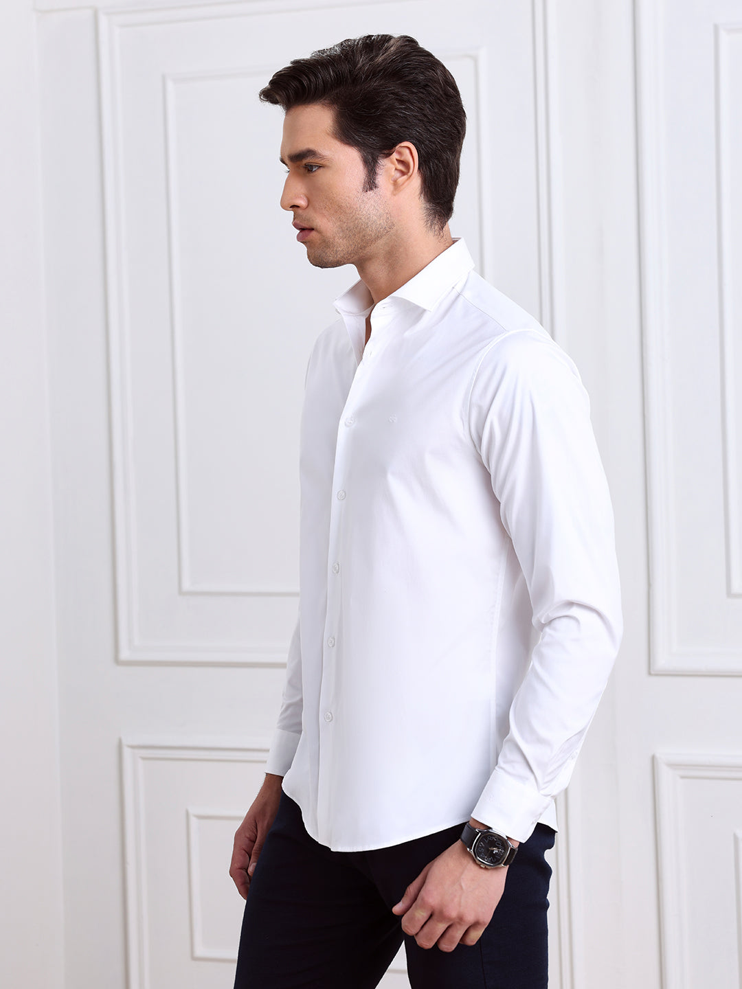 White Regular Fit Solid Formal Cotton Shirt for Men (LADAK)