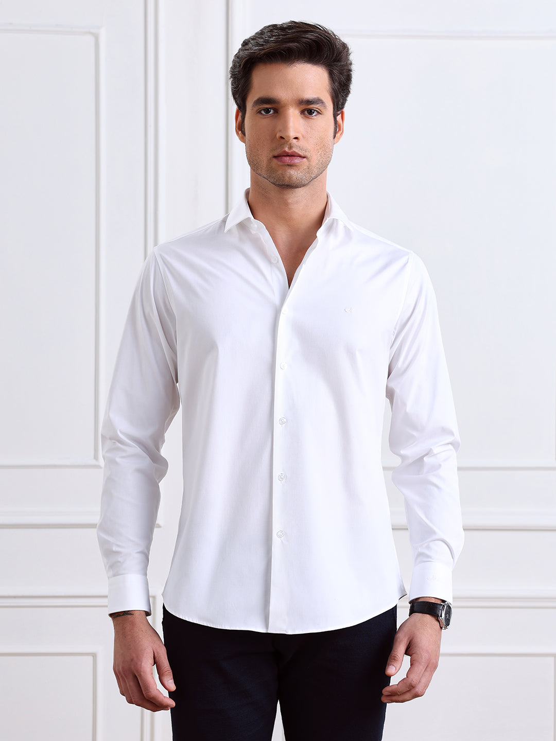 White Regular Fit Solid Formal Cotton Shirt for Men (LADAK)