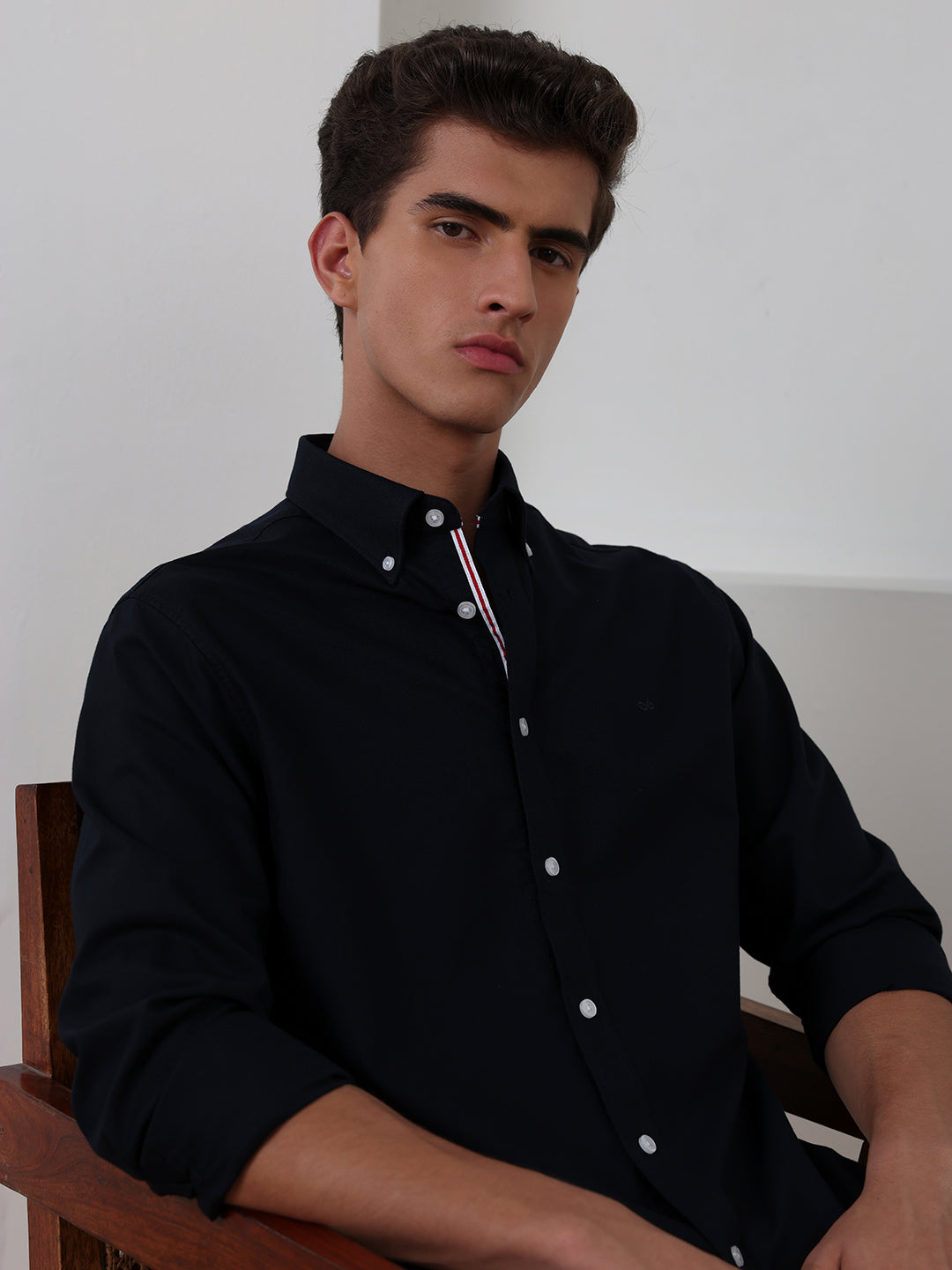 Black Regular Fit Solid Casual Cotton Shirt for Men (LIRIC)