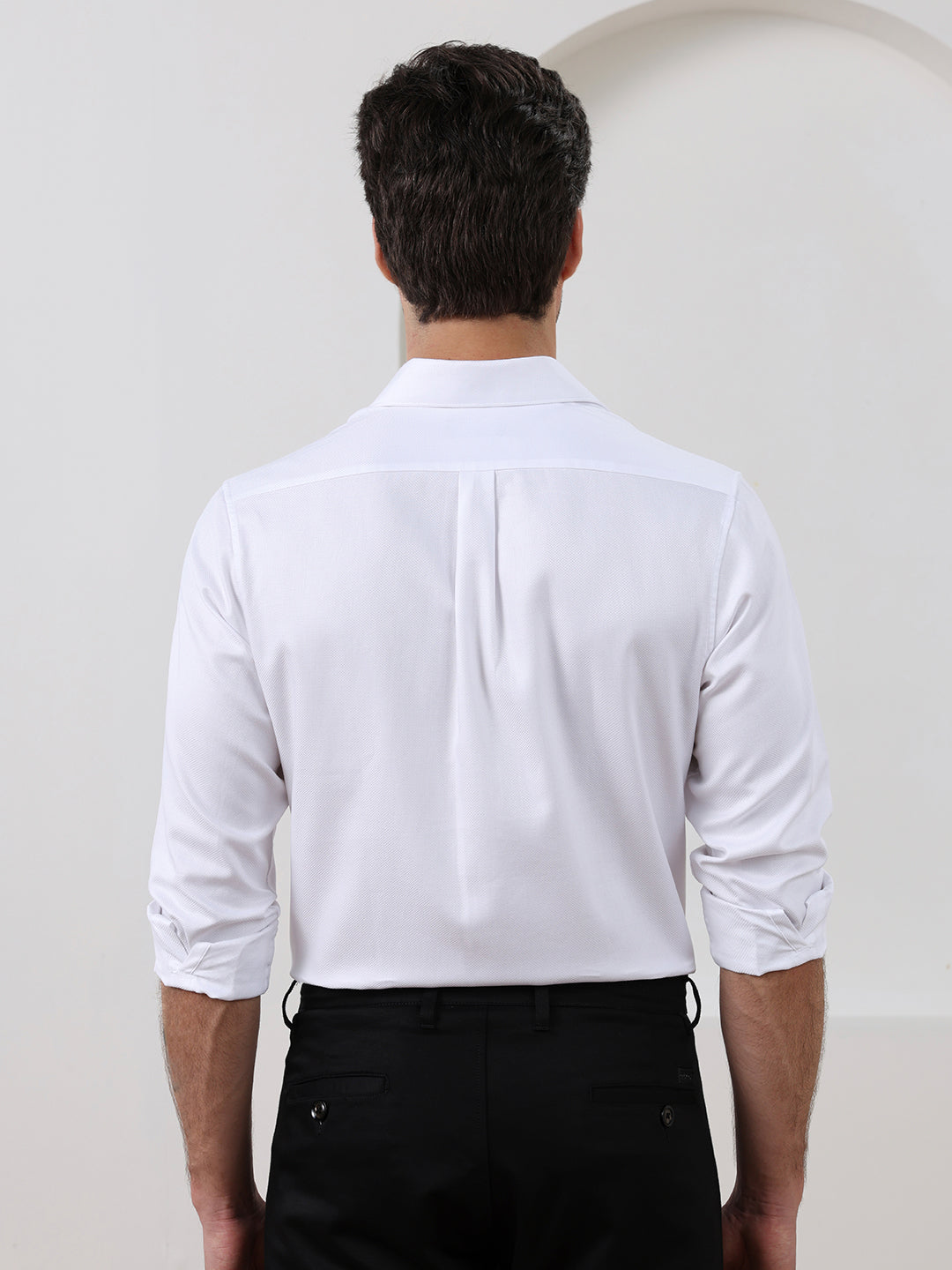 White Regular Fit Solid Formal Cotton Shirt for Men (LUPRA)