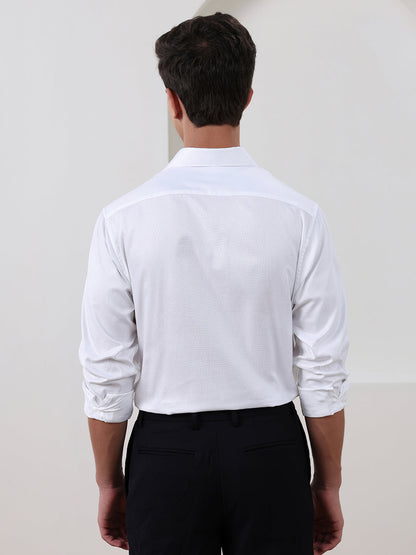 White Regular Fit Solid Formal Cotton Shirt for Men (LAWO)
