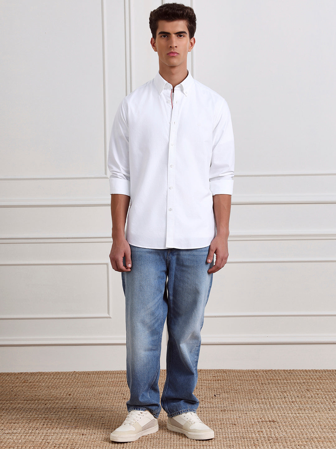 White Regular Fit Solid Formal Cotton Shirt for Men (LURIN)