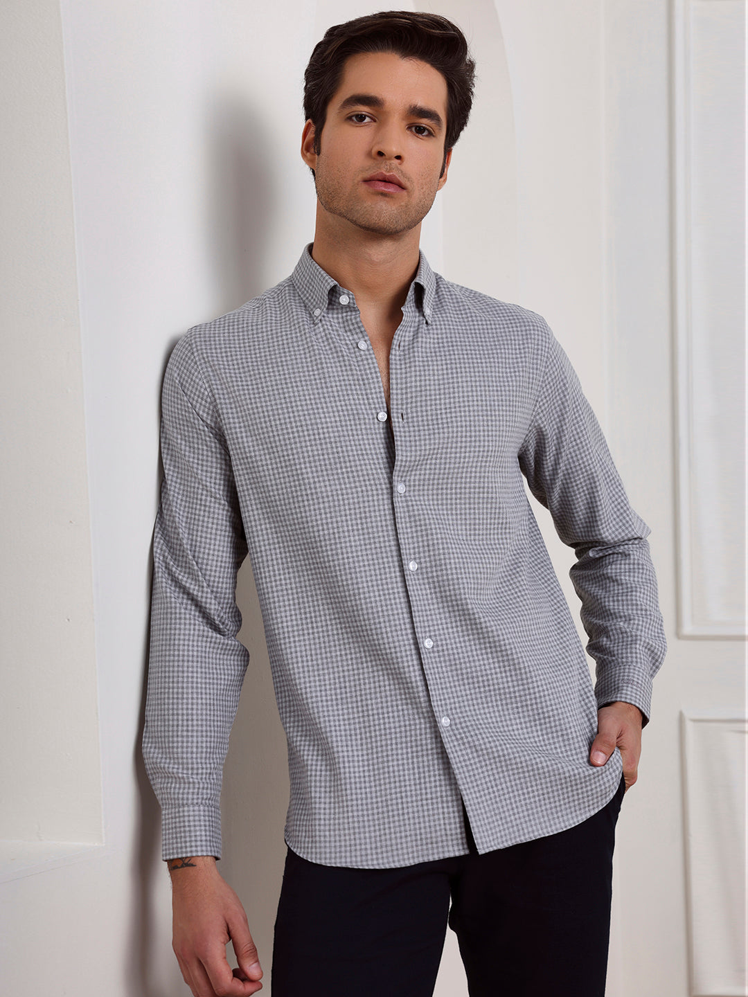 Grey Regular Fit Checked Casual Cotton Shirt for Men (COALA)