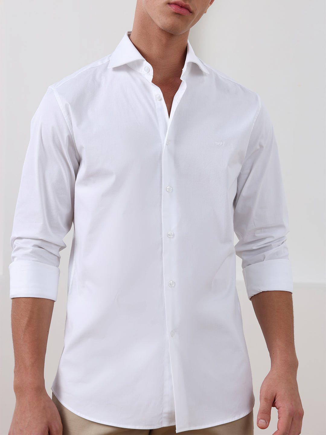 White Slim Fit Solid Formal Satin Shirt for Men (LADAR)