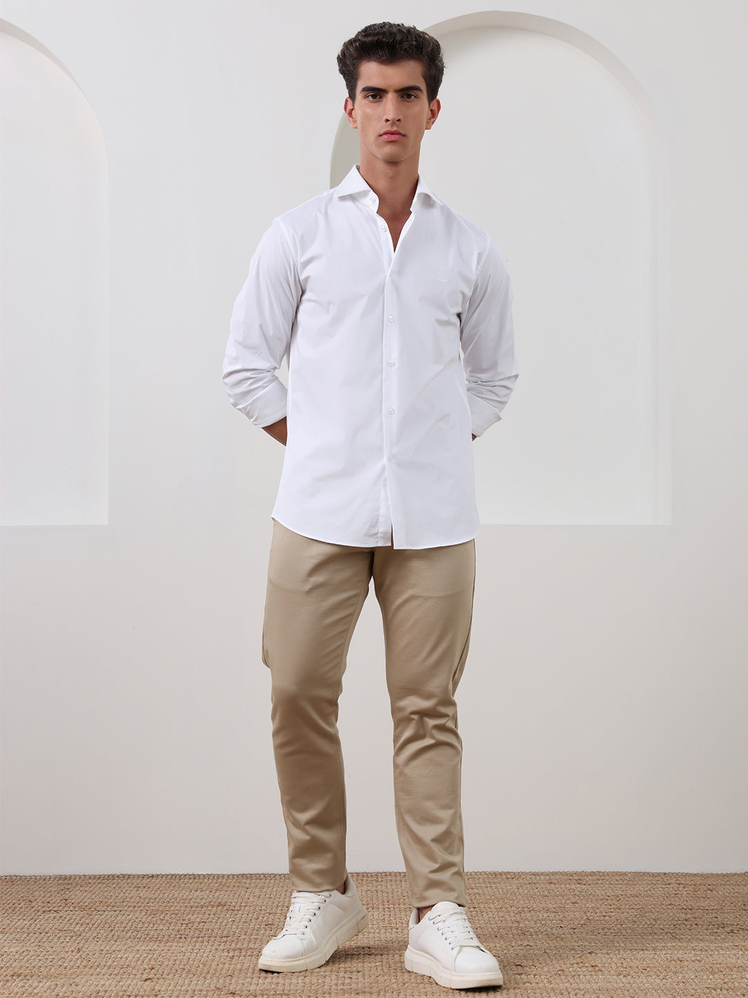 White Slim Fit Solid Formal Satin Shirt for Men (LADAR)