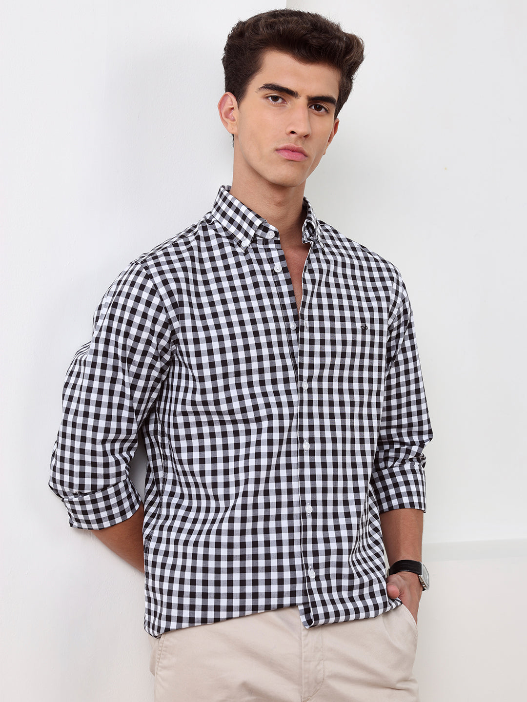 Black Regular Fit Checked Casual Cotton Shirt for Men (CHILO)
