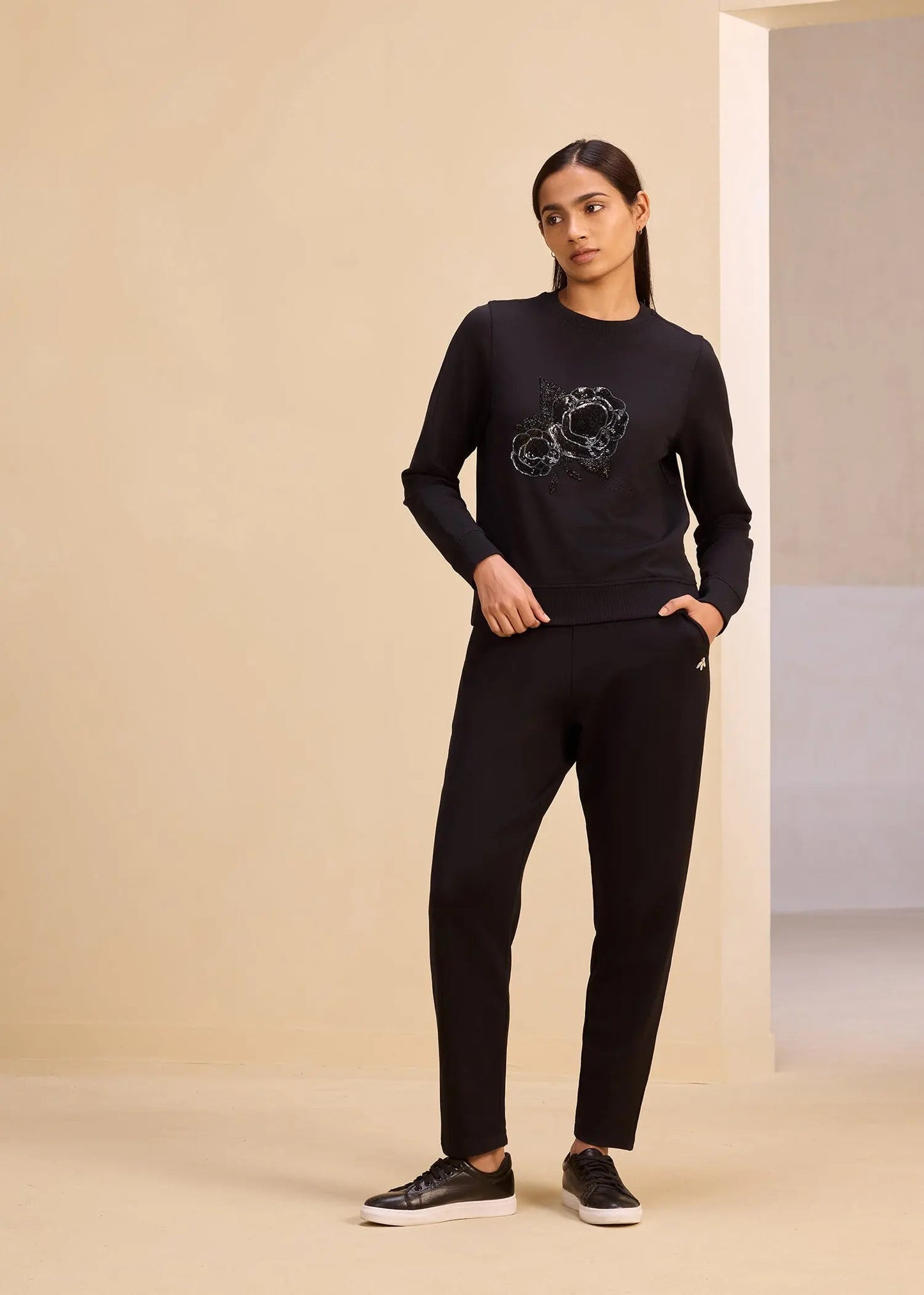 iCotton Rhinestone Tapered Pants Alonge