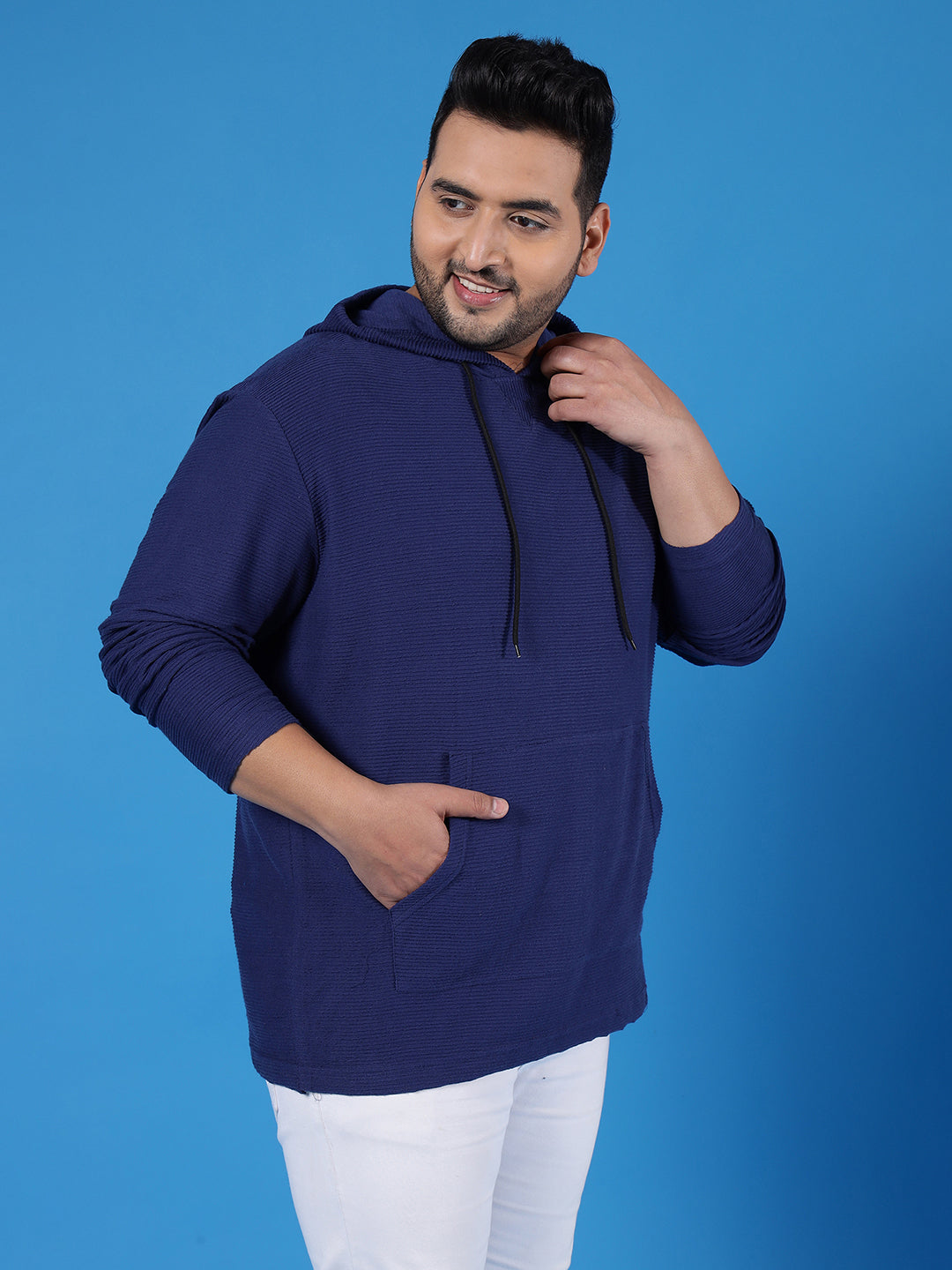 Solid Full Sleeve Hooded Sweatshirt