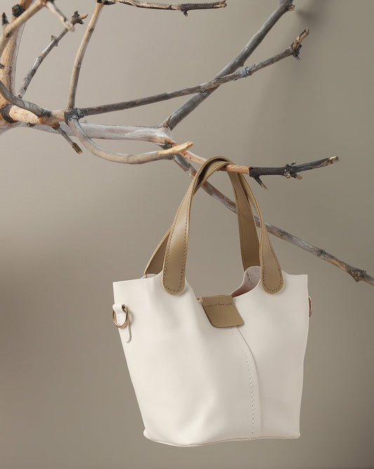 Vera White Handbag