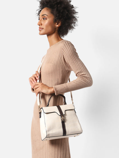 Cara White Handbag With Pouch