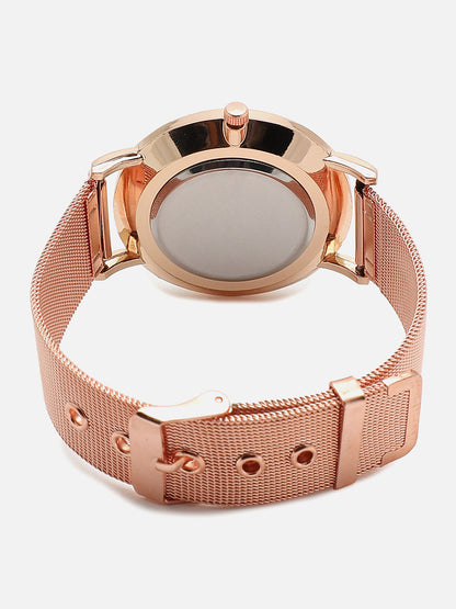 Black Analog Round Dial With Gold Metal Mesh Strap Watch & Bracelets